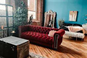 Industrial Riverside Creative Studio Loft - Image 0