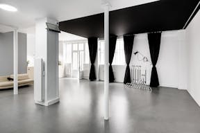 120m2 shooting studio in the heart of Paris - Image 1