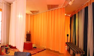 *New* Vibrant Silverlake Flex Space for Meetings, Workshops & Small Pop-Ups - Image 9