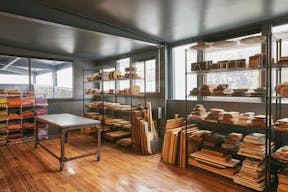 Gorgeous Daylight Studio With Attached Prop House (Hot Set Props) - Image 17