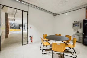 Amazing Award Winning Showroom - Image 16