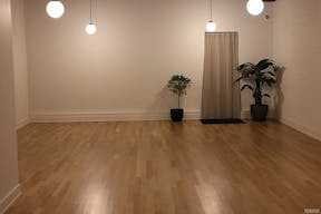 A Spacious Event Space for Parties or Podcasts - Image 12