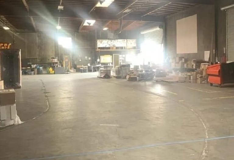 Warehouse/Storage in Gardena, California - Image 1