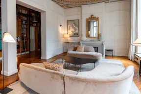 Duplex Haussmannien au coeur du sentier  - Image 20