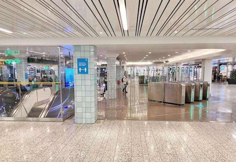 Subway Station Hötorget - Image 3