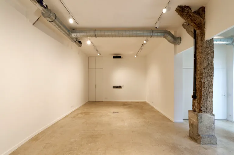 Espace sous verrière de 800 m² à Bastille - Image 3