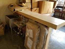 Beautiful Bar Open To New Tenants - Image 5