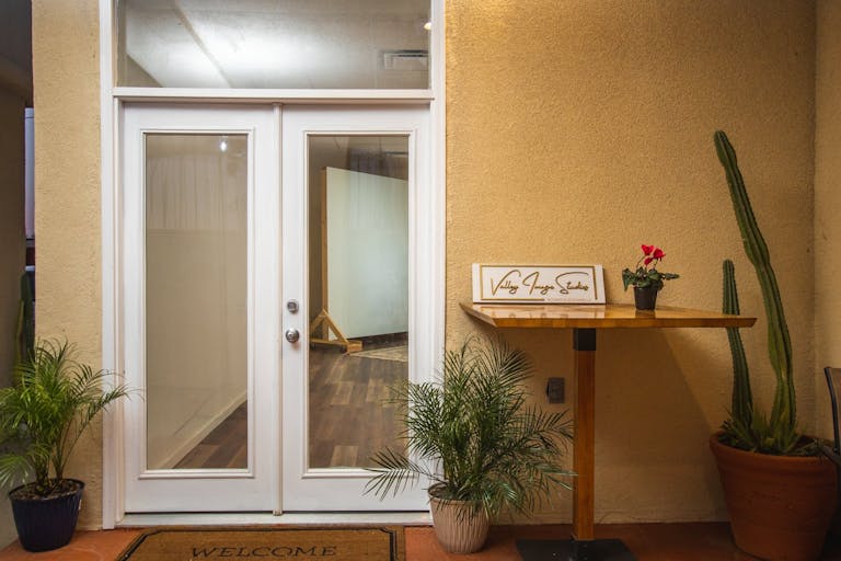 Unique Space with Interchangeable Walls - Image 1