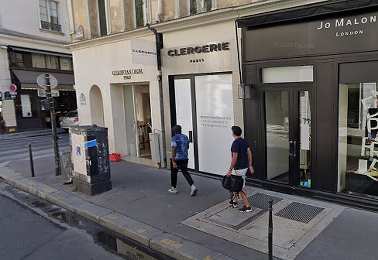Exclusivity Rue Saint-Honor� - Image 0