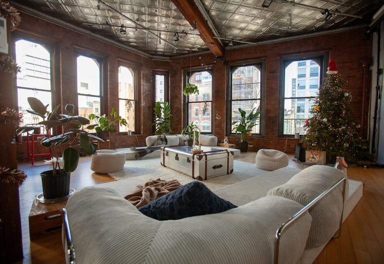 SoHo loft perfect for fashion shoots, styling, and events - Image 1