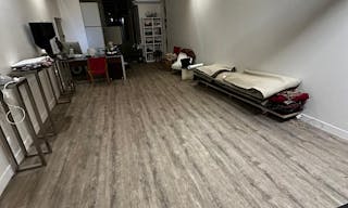 Espace galerie et pop up au cœur du 6e arrondissement de Paris - Image 1