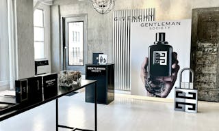 Modern Industrial Manhattan / Hudson Yards Loft - Image 14