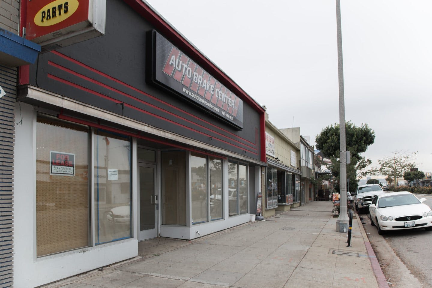 Spacious West Pico Pop Up Space in Los Angeles