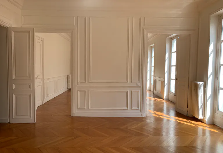 Spectacular Showroom in Saint-Germain - Image 0