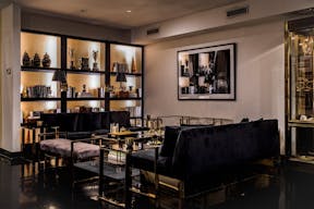 Classically Elegant Soho Duplex - Image 3