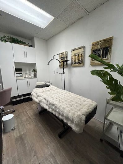 Beauty Studio - Image 0