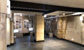 Central Paris Showroom next to Louis Vuitton HQ near Marais - Image 2