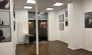 Gallery / Showroom space between Bastille and R�publique - Image 17