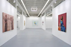 Plenty of Natural Light Surrounded by Restaurants and Galleries - Image 0