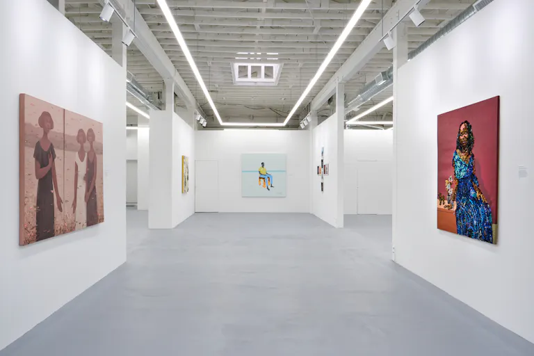 Plenty of Natural Light Surrounded by Restaurants and Galleries - Image 0