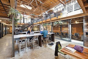 Light-filled Industrial Chic Warehouse in Temescal, neighborhood of Oakland, California - Image 11