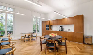 R�publique - Salle de r�union 6 personnes (RE137) - Image 6
