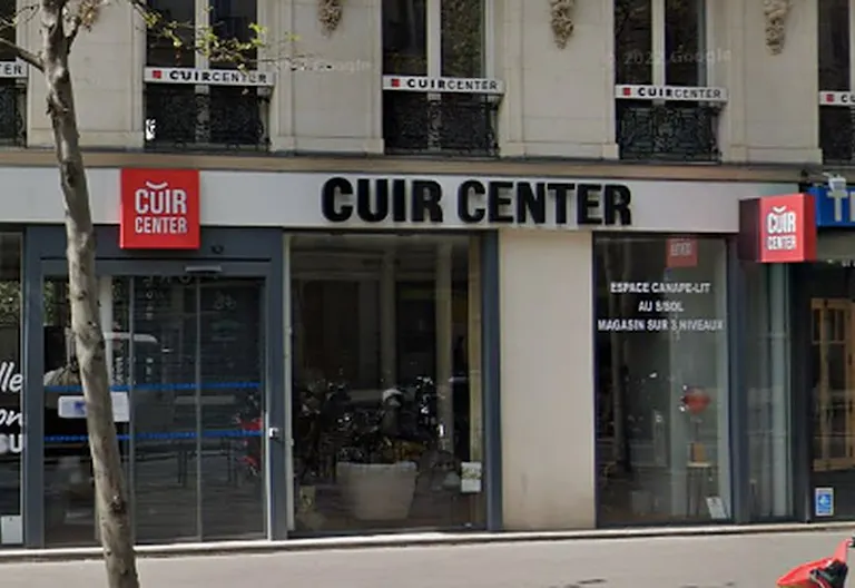 Boutique Busy Environment - Paris 2nd Arrondissement - Image 0