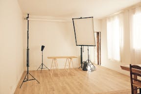 Sleek style photo studio in the heart of Paris - Image 4