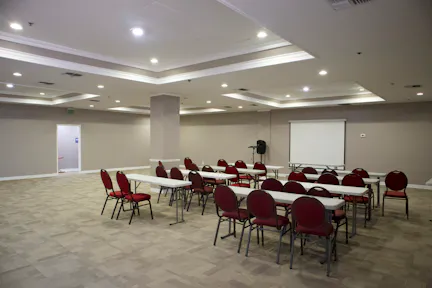 Adaptable Venue in Pasadena for Various Occasions - Image 0