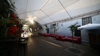 NYC Themed Nightclub & Restaurant - Image 5