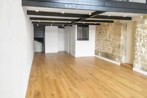 Gallery Atelier Showroom & Boutique • Pretty Chic Versatile Design • Rue Meslay - Haut Marais - Image 10