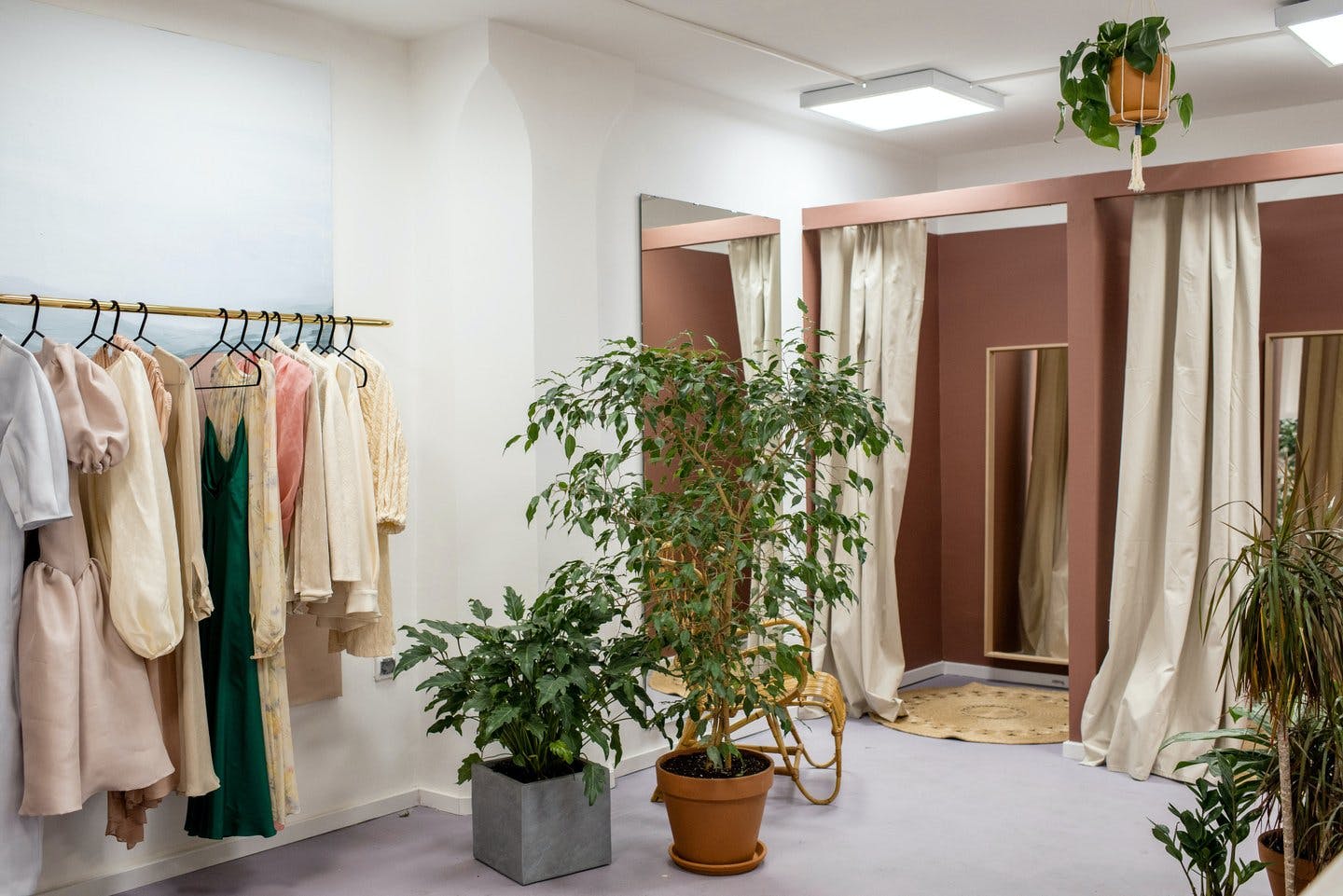 Cozy Pop-Up Boutique in Haut Marais, Paris