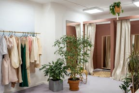 Cozy Le Marais Pop-Up Shop - Image 2