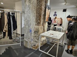 Creative Le Marais Retail Space - Image 8