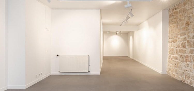 70 sqm Gallery and Showroom on Rue de Turenne, Paris