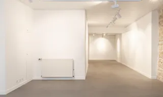 Pretty Galerie in the heart of Le Marais - Image 3
