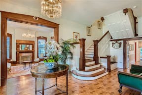 Exquisite & Unique Home: A Masterpiece you must see! - Image 1