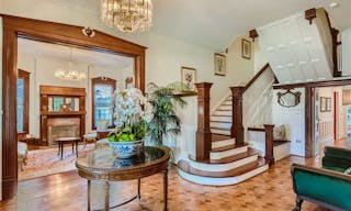 Exquisite & Unique Home: A Masterpiece you must see! - Image 1