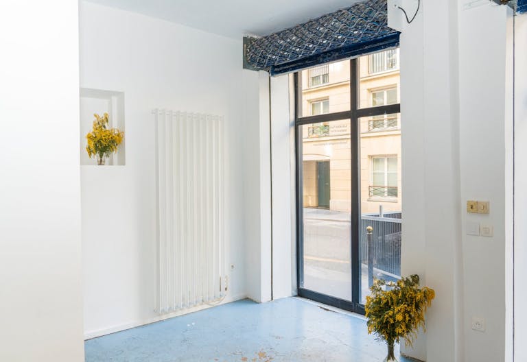 Espace avec vitrine sur rue dans le 11�me - Image 1