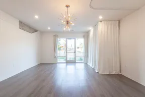 Unique Space in Trendy St. Elmo District - Image 4