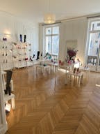 Gorgeous Showroom in Champs-�lys�es - Image 8