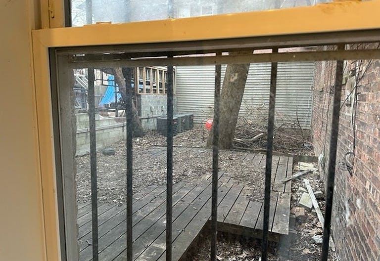 Gorgeous Ground Floor Space - Ideal for EVERYTHING - Image 3