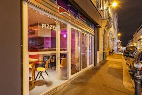 Restaurant | Paris 3�me | Pizzeria | Natural Lighting | Color Lighting Evening Options - Image 7