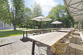 Un château innovant à Saint-Germain-En-Laye - Image 3