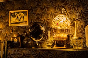 Retour dans le temps dans un magnifique Bar priv� - Image 8