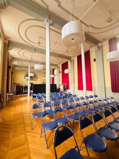 Batiment institutionnel - Image 4