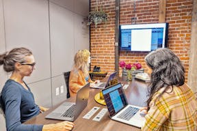 Webster Meeting Room ? seat up to 8ppl - Image 1