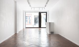 Beautiful space for exhibitions/showroom in Paris near Matignon - Champs Elysées - Image 0