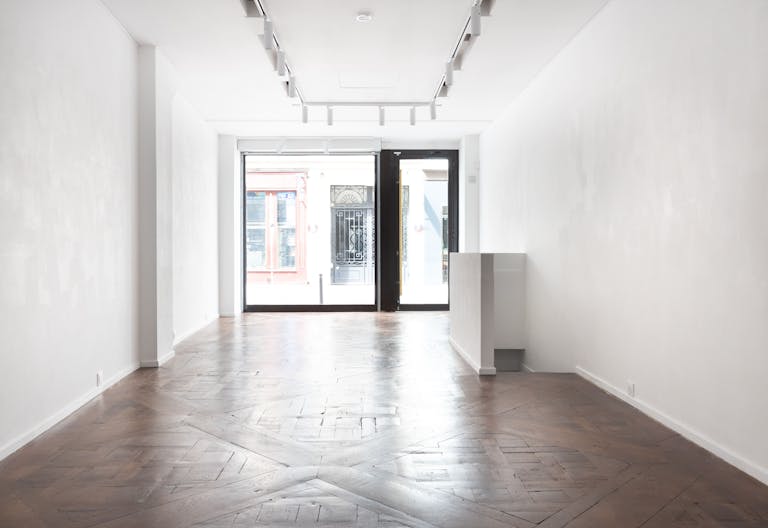 Beautiful space for exhibitions/showroom in Paris near Matignon - Champs Elysées - Image 0