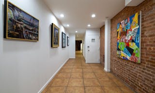 Versatile Creative Hub: Uncover Potential in this UWS Gem - Image 12